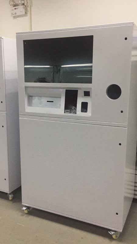 mais recente caso da empresa sobre máquinas de venda automática reversas do tela táctil 10inch